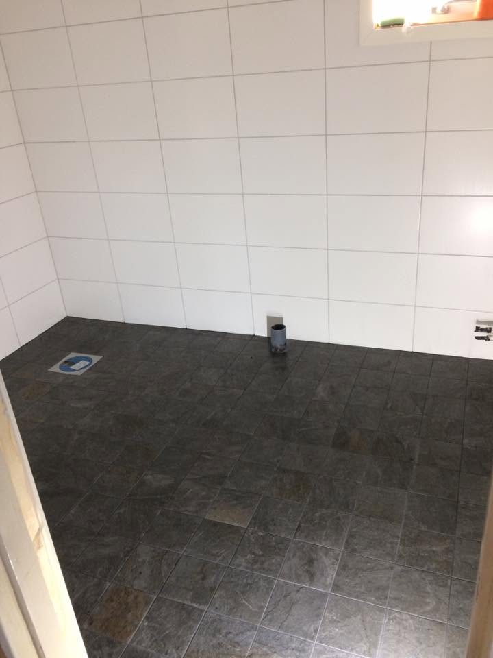 J Nilsson Byggtjänst i Alingsås AB